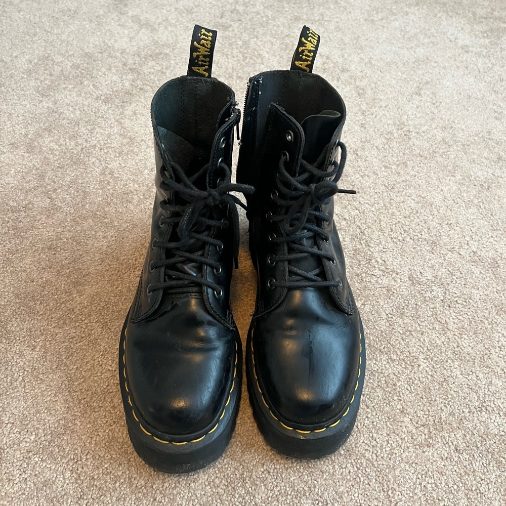 Dr.Marten’s women’s size 7 platform boots